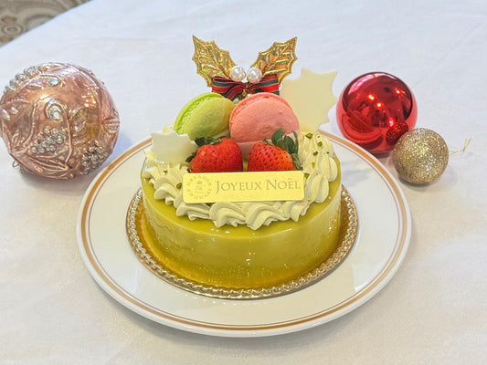 クリスマスケーキ【12/20～25店頭受取専用】ノエル・ピスターシュ12cm (3名～4名様向け)